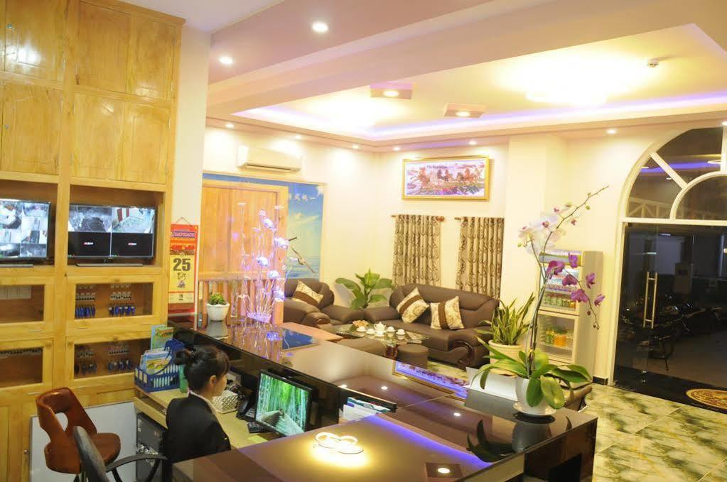Jiny Tran Hotel Duong Dong  Екстер'єр фото